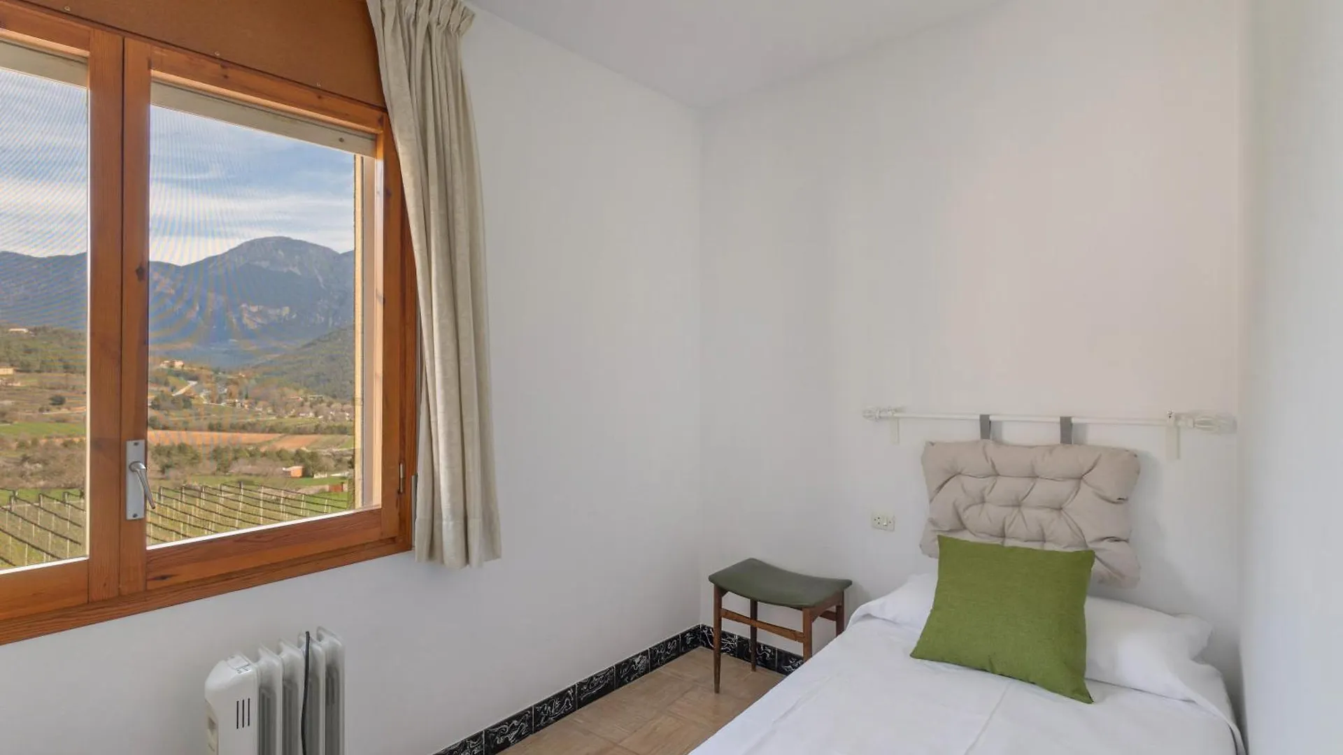 Apartment La Canal Sant Llorenc de Morunys